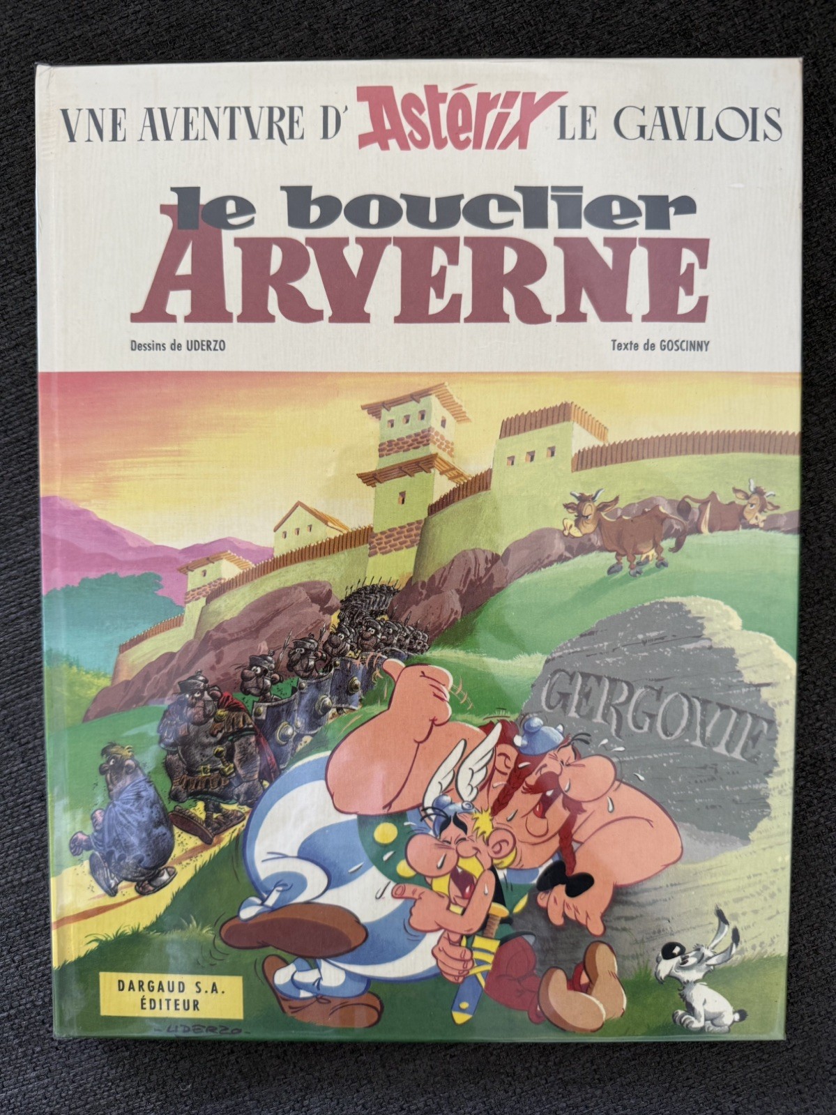 Sublime Asterix le bouclier arverne EO  CRAQUANT NEUF