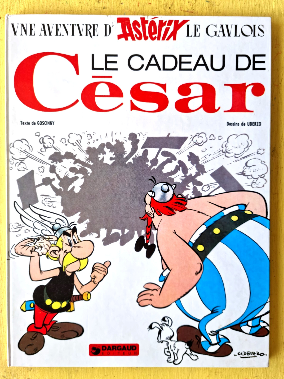 BD ASTERIX Le cadeau de césar  EO 3ème  trim 1974  ETAT NEUF cote 140E  F3GC35)