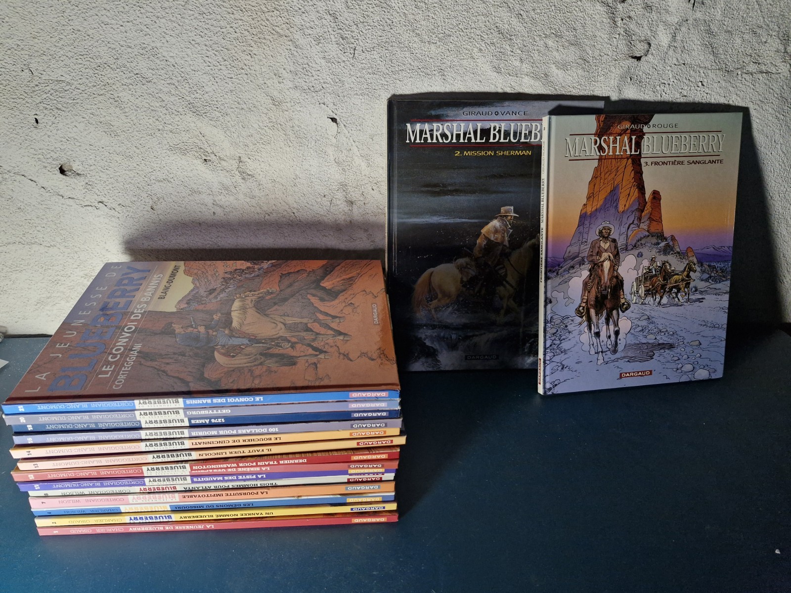 LOT DE 17 BD LA JEUNESSE DE BLUEBERRY 1 2 4 7... DONT EO +  2 MARSHALL 2 3...