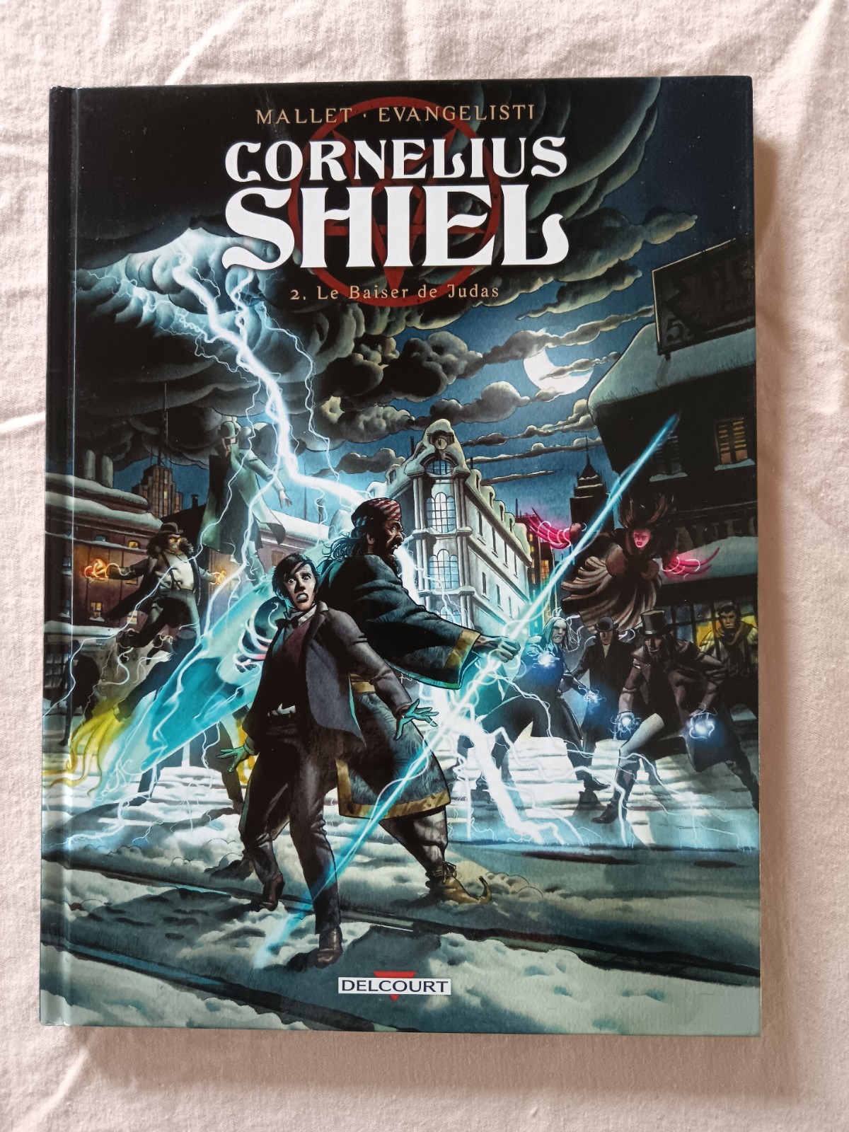 BD Cornelius Shiel - T2 EO : Le baiser de Judas