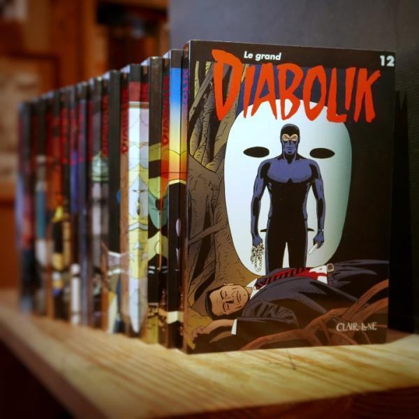 EO Diabolik (le grand) Série complète 12 volumes (Palumbo) (t. proche neuf)