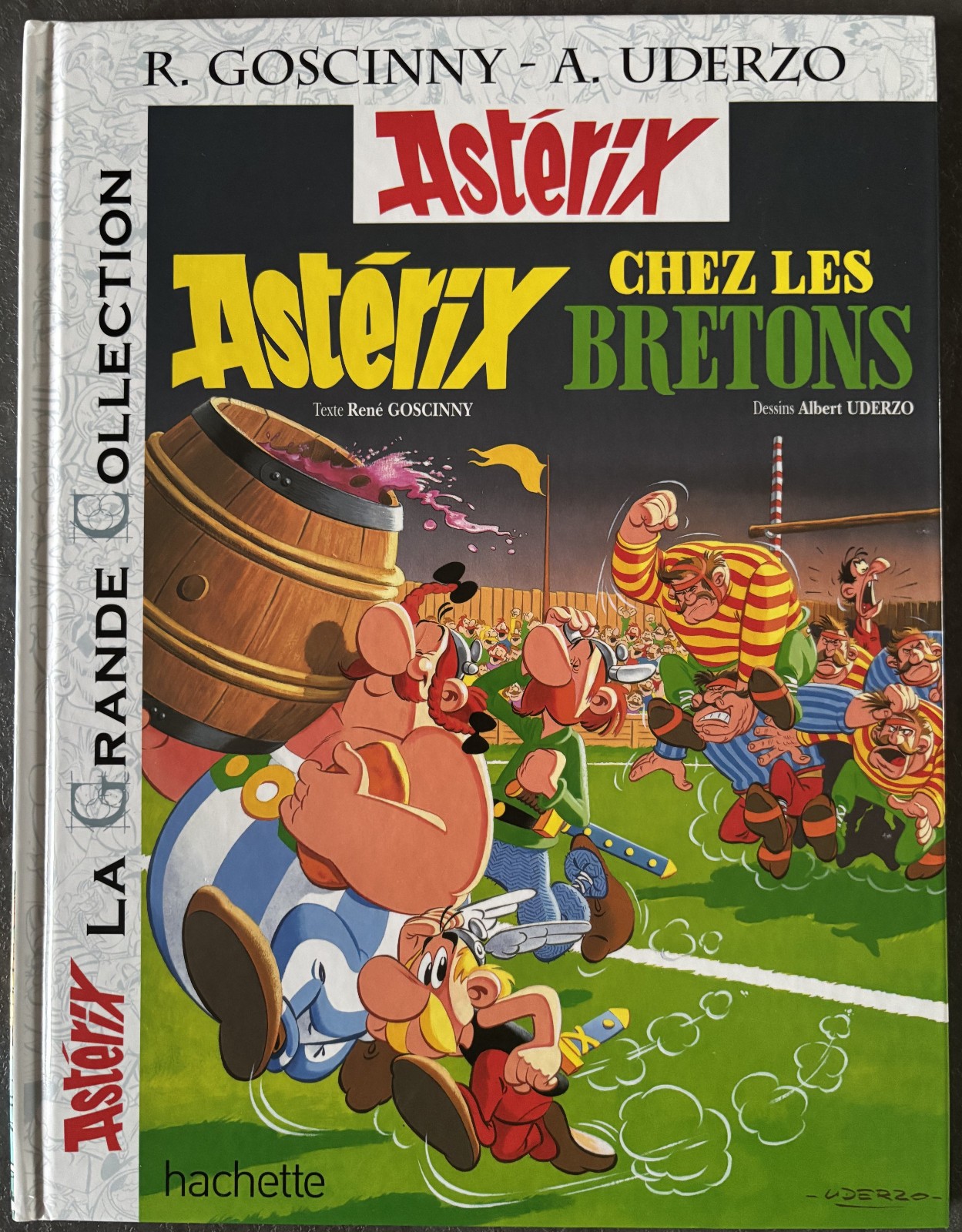 ASTERIX LA GRANDE COLLECTION T8 - ASTERIX CHEZ LES BRETONS - EO 2010 - TTBE