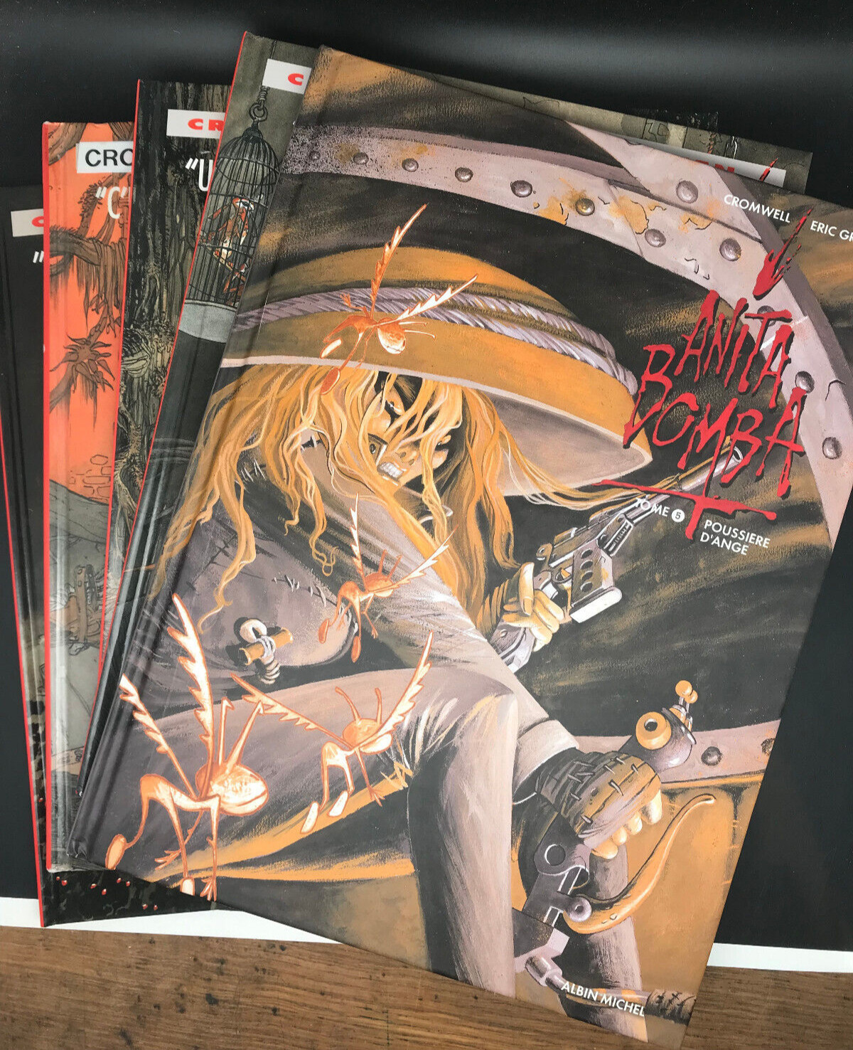 CROMWELL - ANITA BOMBA - SERIE COMPLETE - 5 TOMES - EO / REE ( ETAT DIVERS )