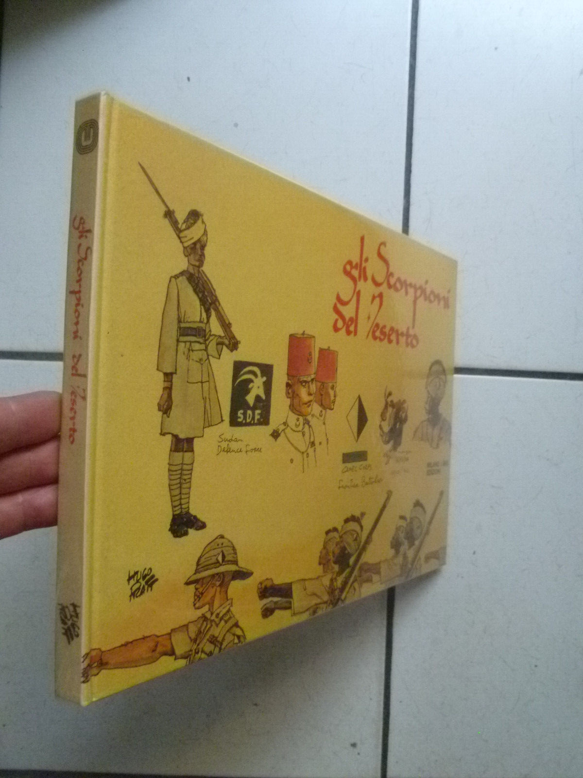 HUGO  PRATT / LES SCORPION DU  DESERT    /   / EO   EDITION  ITALIENNE