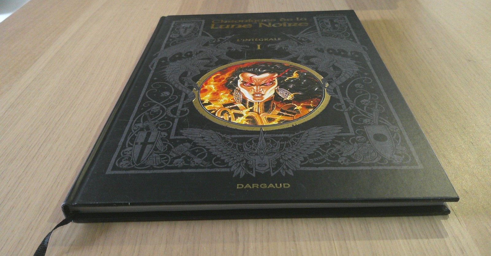 BD Les Chroniques de la Lune noire - Intégrale VOLUME 1 EN EO /  DARGAUD / TBE