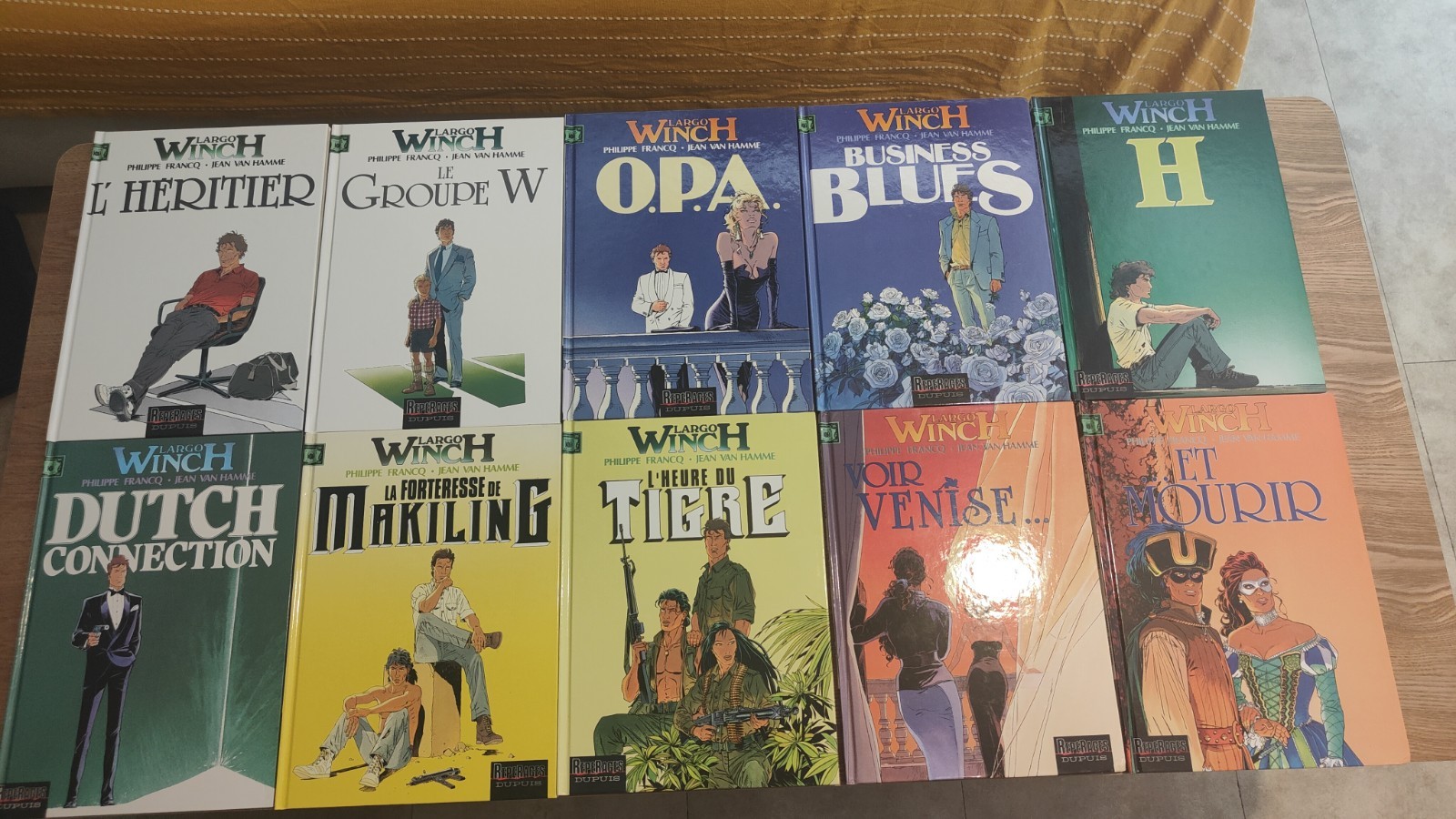 22 Numéros Bandes Dessinées / BD Largo Winch État Proche Du Neuf  Nombreuses EO