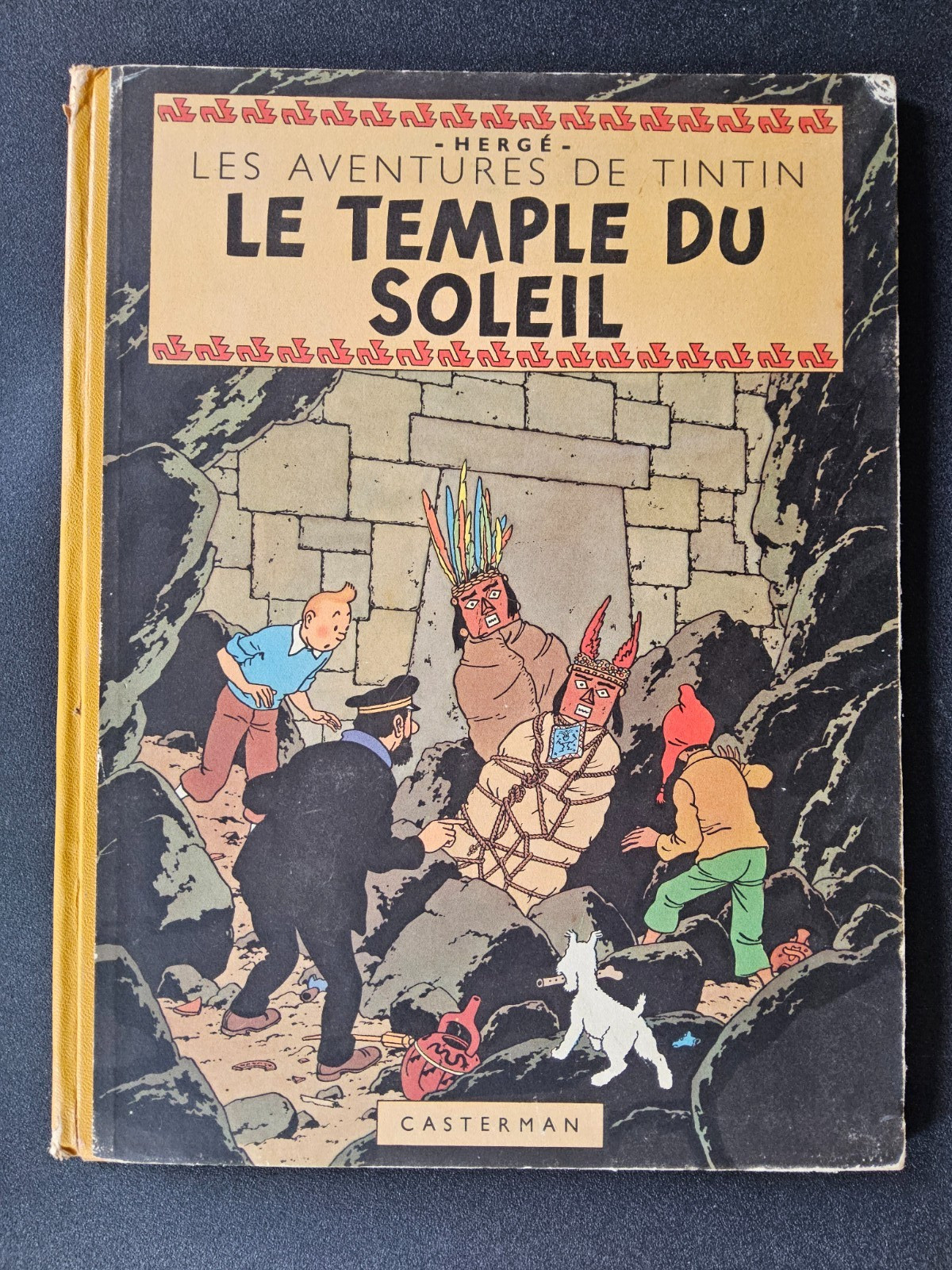Tintin - Le Temple Du Soleil - B3 - 2 Symboles Incas -EO de 1949 - TBE