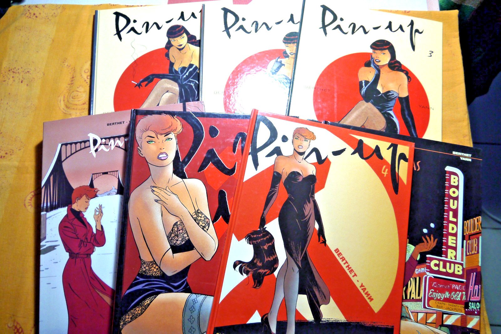 EO PIN UP - BERTHET / YANN - Dargaud T 1 à 7 dont Coffret T6 & Esquisses - TBE
