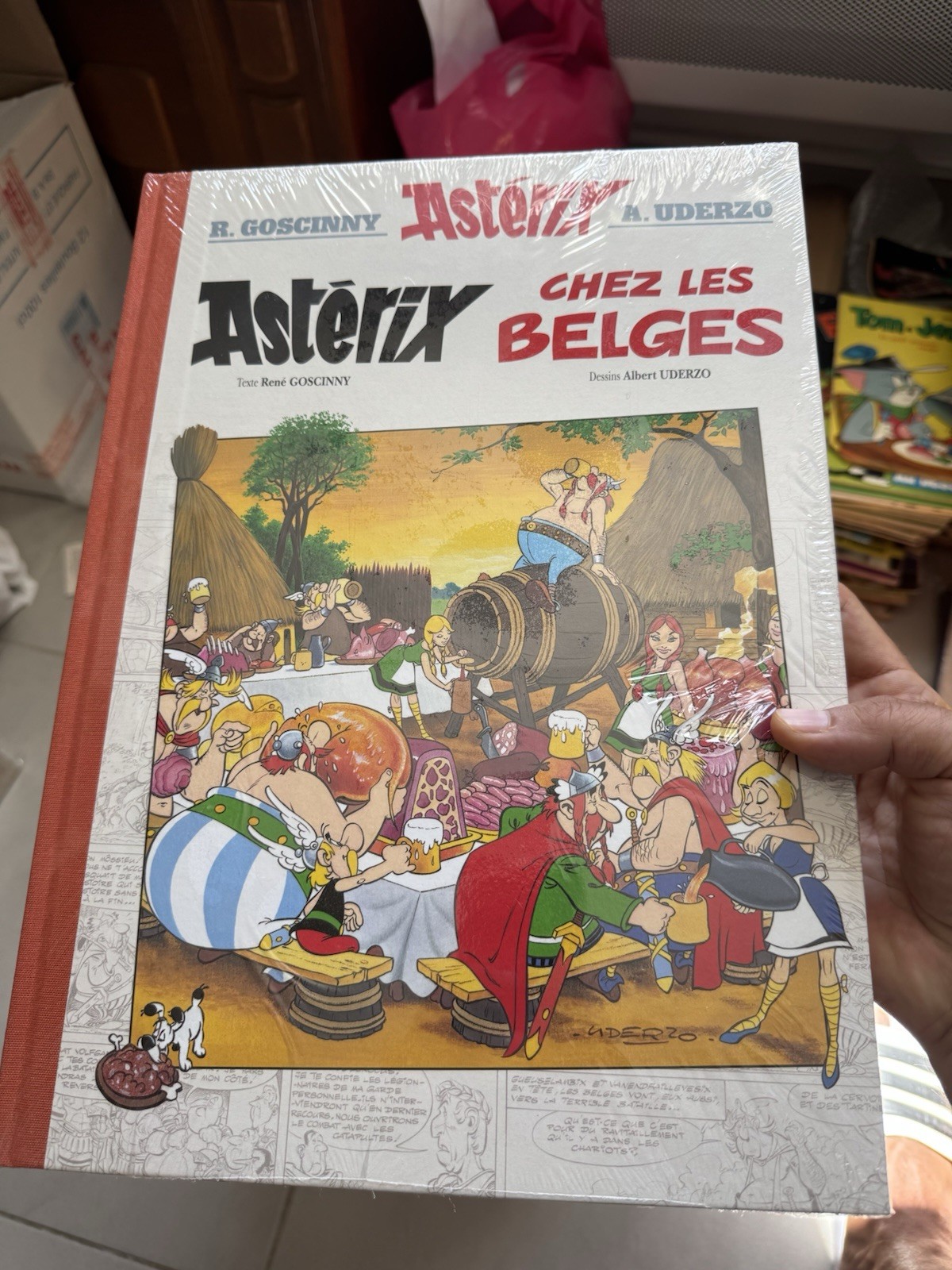 TL ASTÉRIX  " Astérix chez les BELGES "  EO 2017 version Luxe  Neuf Sous Blister