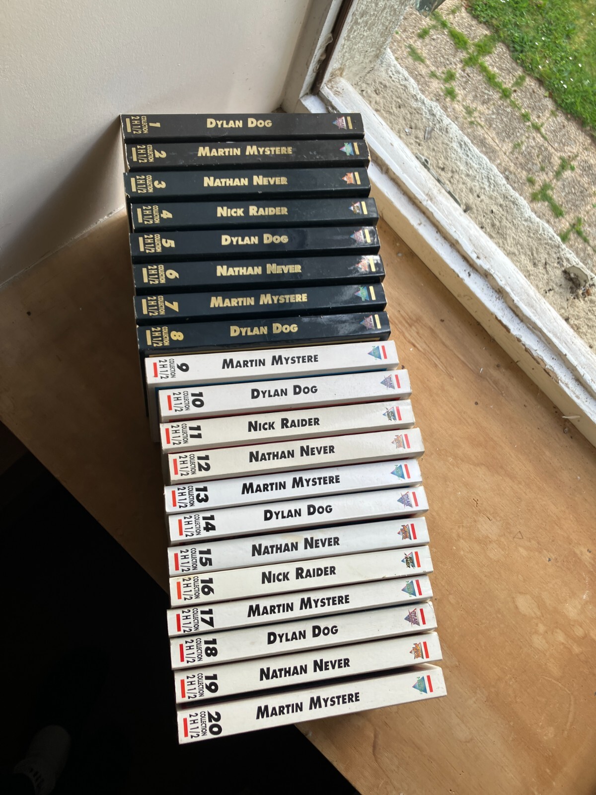 ALBUM BD COLLECTION 2H1/2 LES 20 TOMES COMPLET EN EO martin mystere dylan dog